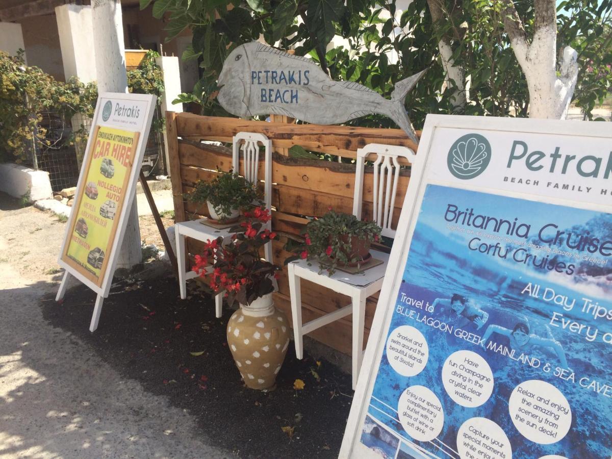 Petrakis Beach Lefkimmi  Esterno foto