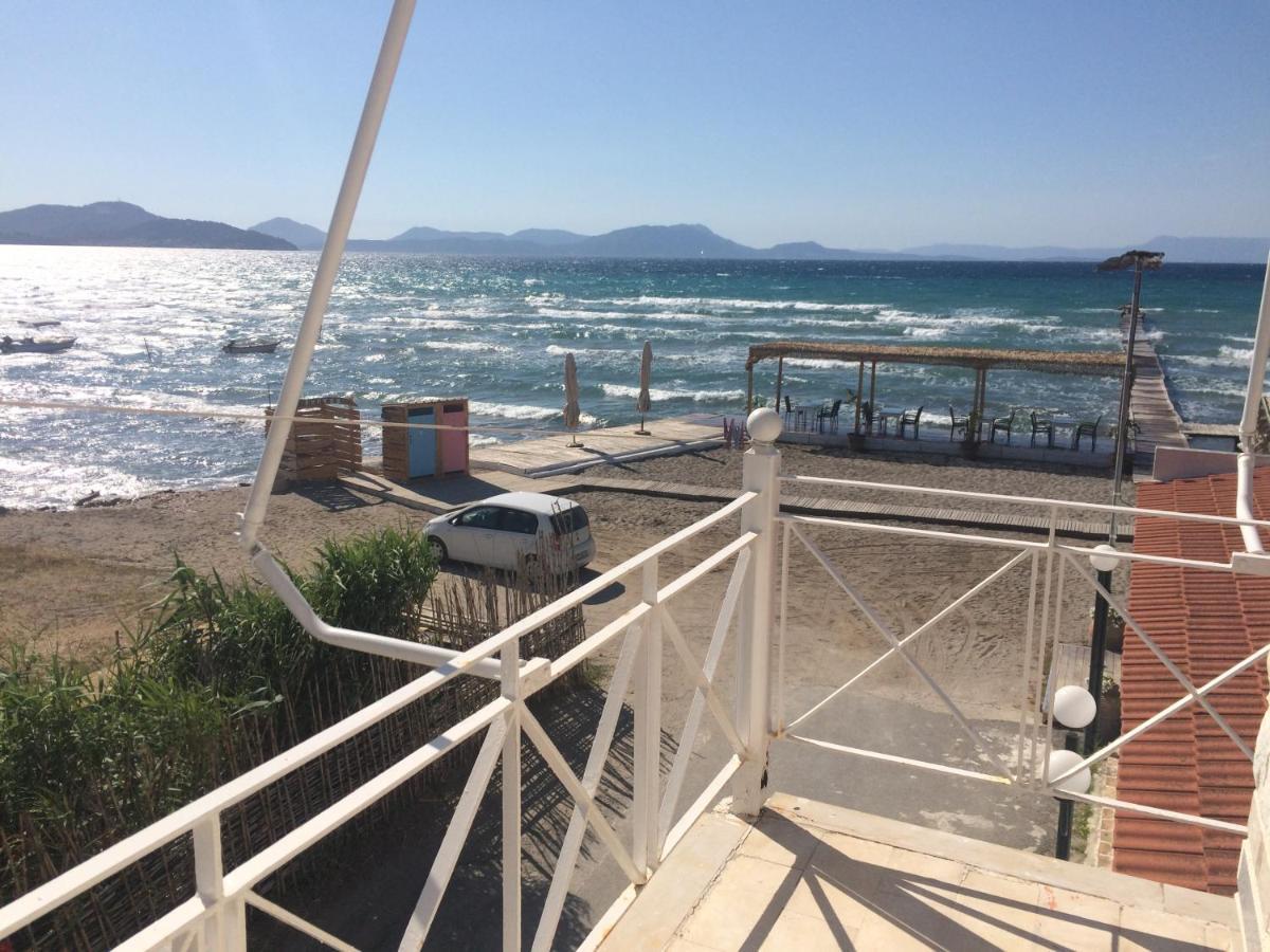 Petrakis Beach Lefkimmi  Esterno foto