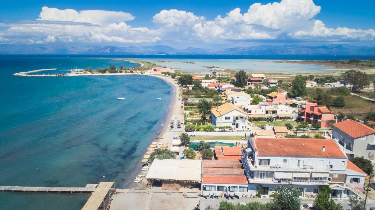 Petrakis Beach Lefkimmi  Esterno foto