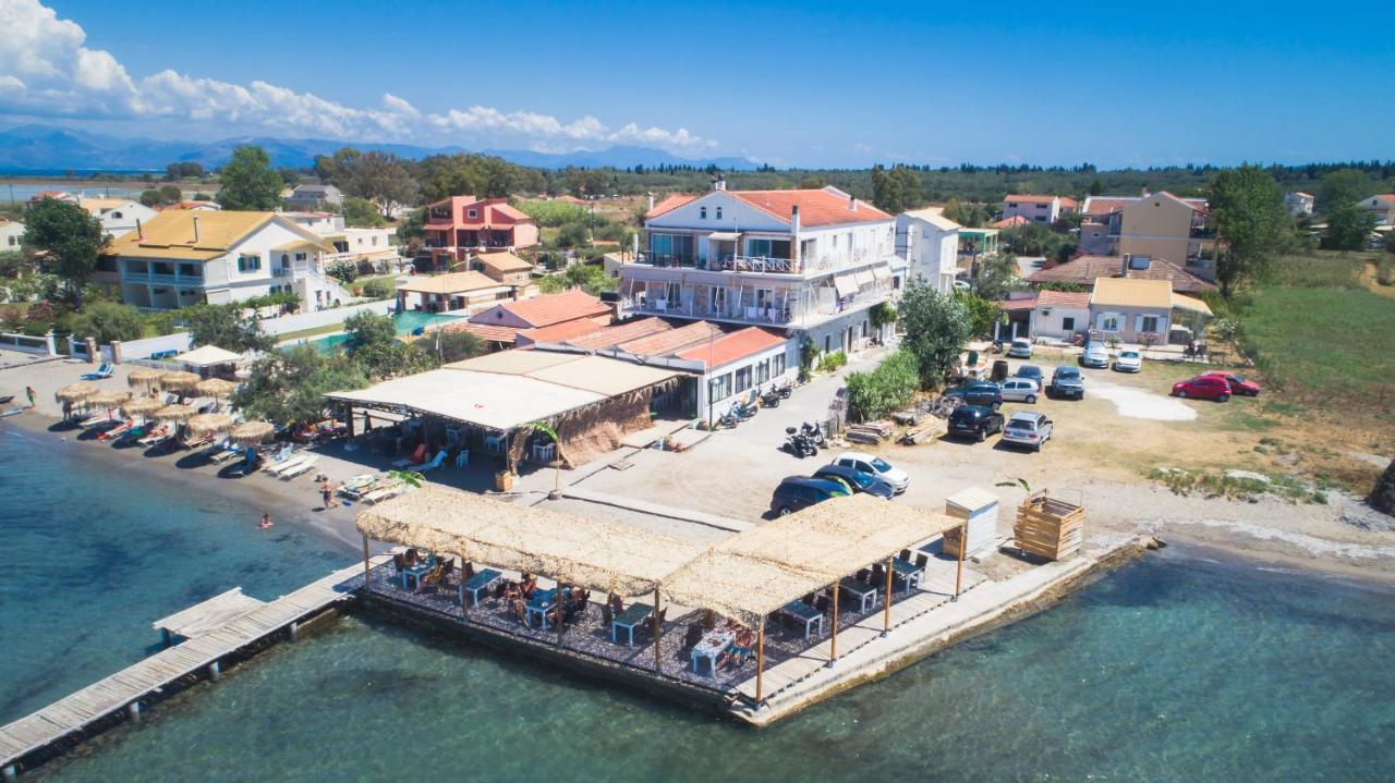 Petrakis Beach Lefkimmi  Esterno foto