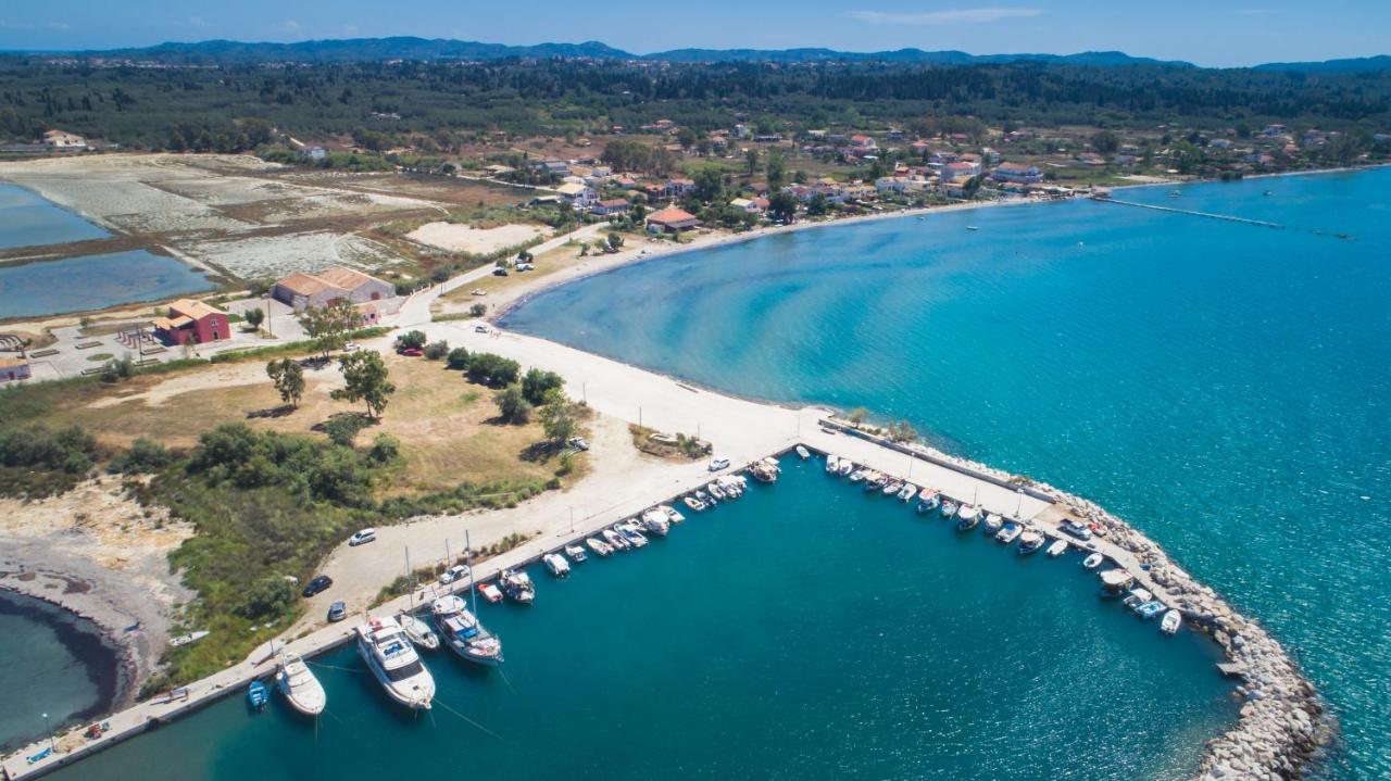 Petrakis Beach Lefkimmi  Esterno foto