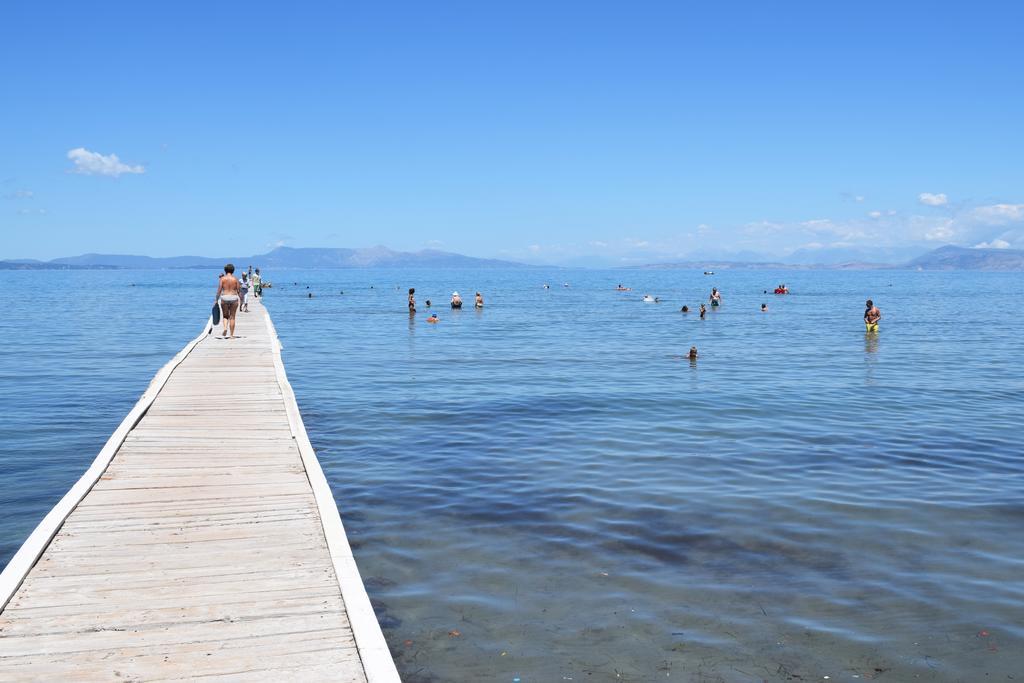 Petrakis Beach Lefkimmi  Esterno foto